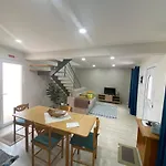 Casa Da Ribeira - Mosteiros (Azores)